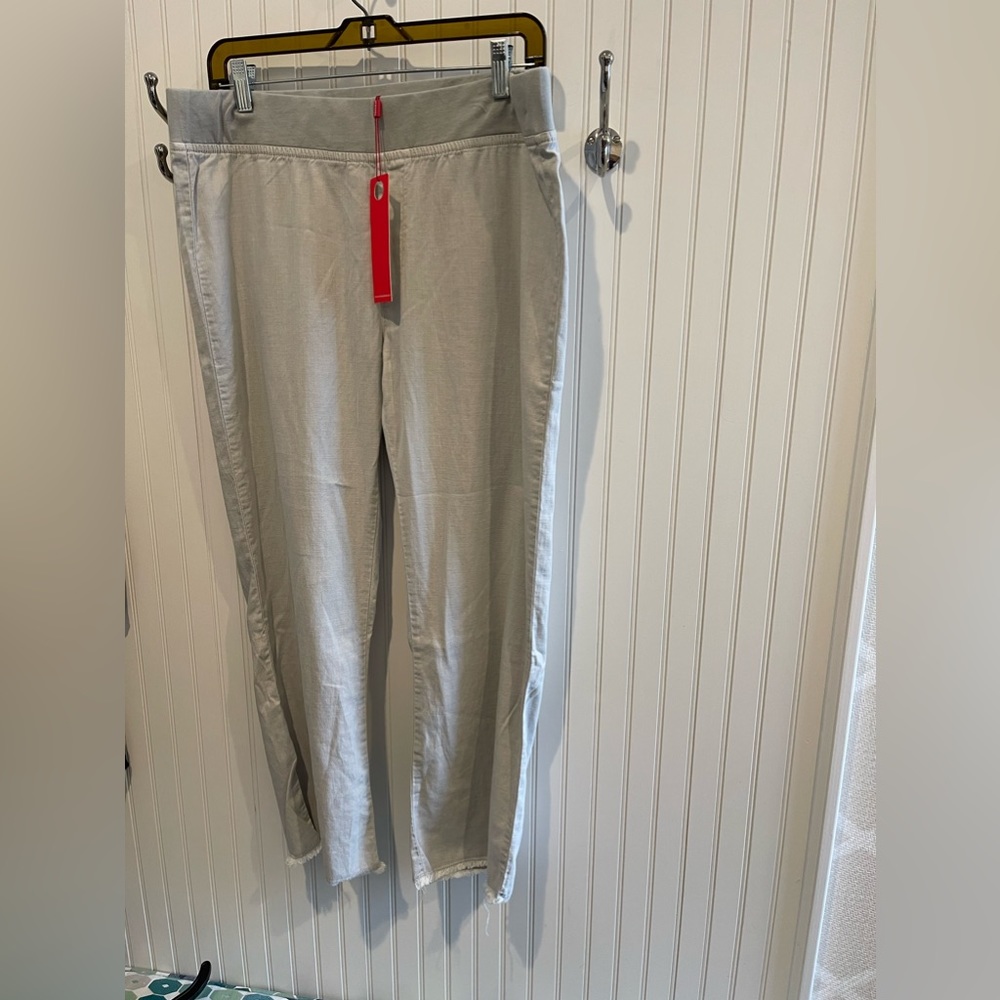 NWOT XCVI WEARABLES DARLING‎ PANTS!